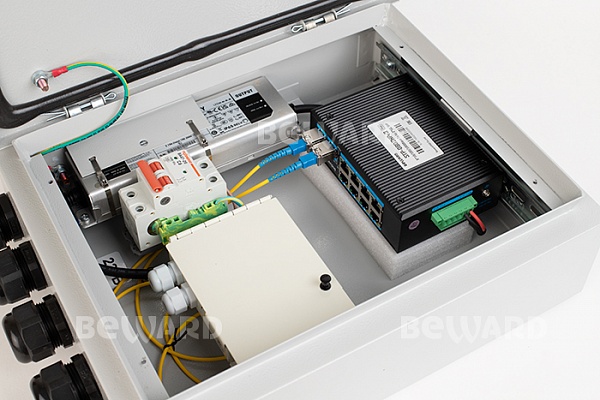 Уличный коммутатор B-431-8P2F3